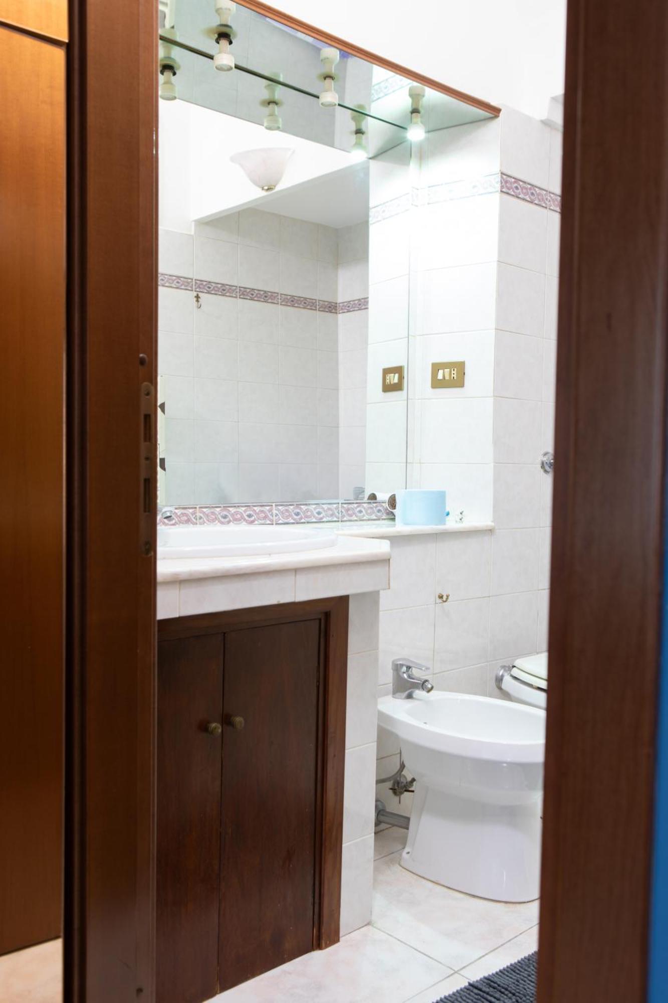 Casa Vitelli - Centro Storico A Due Passi Da Tutto Lägenhet Terracina Exteriör bild