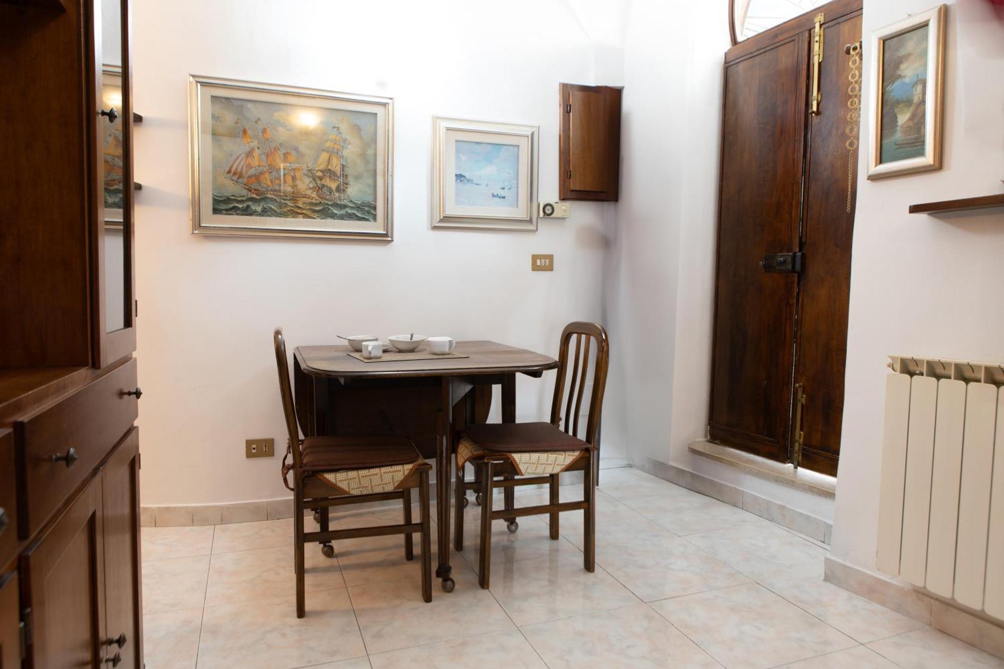 Casa Vitelli - Centro Storico A Due Passi Da Tutto Lägenhet Terracina Exteriör bild