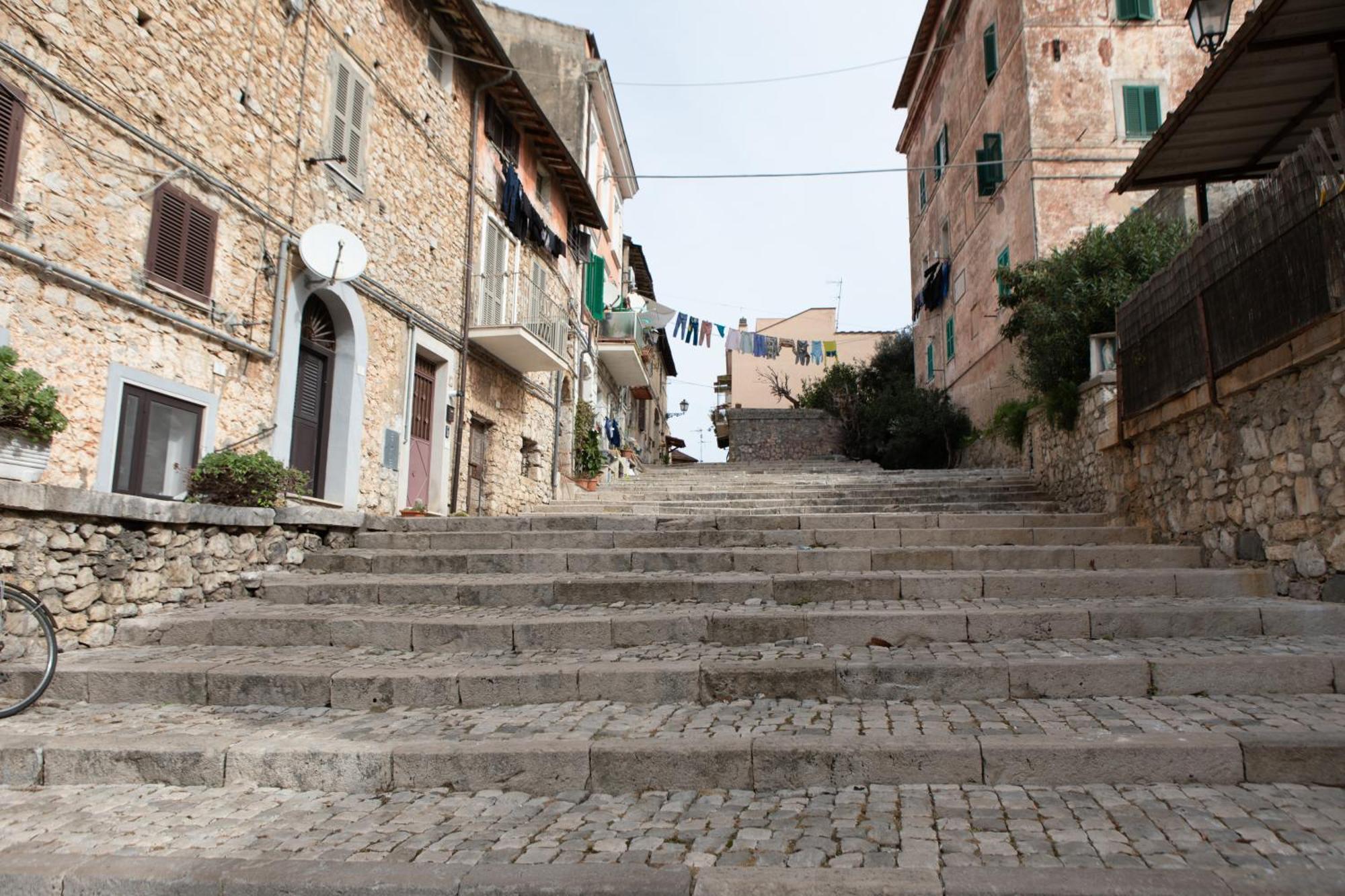 Casa Vitelli - Centro Storico A Due Passi Da Tutto Lägenhet Terracina Exteriör bild
